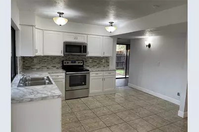 3732 Pinewood Street, Bedford, TX 76021 - Photo 8