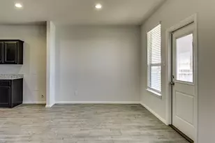 701 Blacktail Dr, Fort Worth, TX 76131 - Photo 18