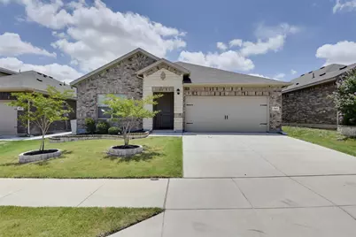 701 Blacktail Drive, Fort Worth, TX 76131 - Photo 2