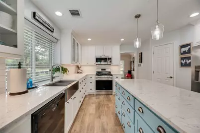 2140 Strathmore Drive, Highland Village, TX 75077 - Photo 12