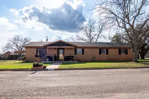 801 Westridge Cir, Breckenridge, TX 76424 - Photo 8