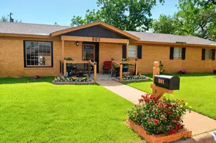 801 Westridge Cir, Breckenridge, TX 76424 - Photo 1