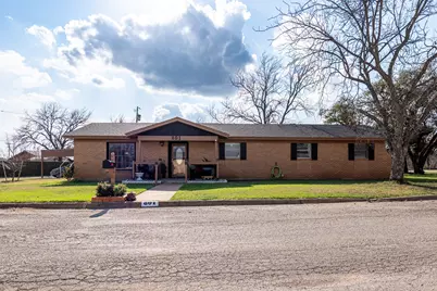 801 Westridge Circle, Breckenridge, TX 76424 - Photo 8