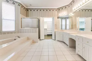 1119 Creekwood Dr, Garland, TX 75044 - Photo 14