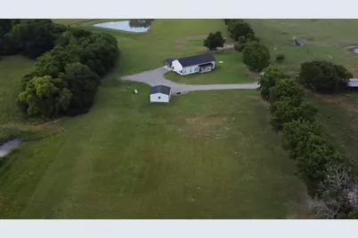 595 County Road 2870, Honey Grove, TX 75446 - Photo 38