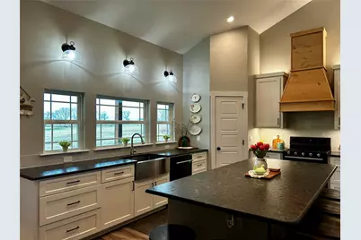 595 County Road 2870, Honey Grove, TX 75446 - Photo 16