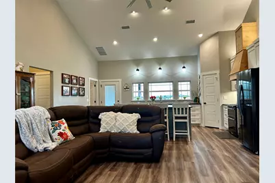 595 County Road 2870, Honey Grove, TX 75446 - Photo 10