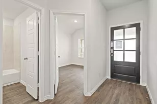 9236 Union Pacific Dr, Fort Worth, TX 76036 - Photo 2