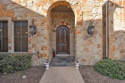 2717 S Shady Lane, Arlington, TX 76001 - Photo 4