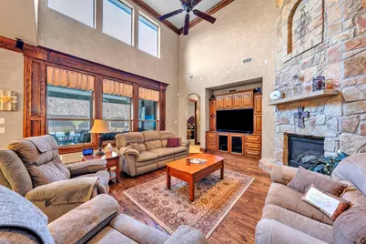 2717 S Shady Lane, Arlington, TX 76001 - Photo 6