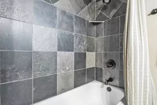 2717 S Shady Ln, Arlington, TX 76001 - Photo 18