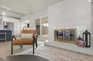 6350 Glennox Ln, Dallas, TX 75214 - Photo 14