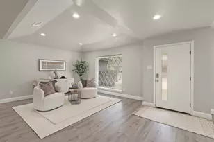 6350 Glennox Ln, Dallas, TX 75214 - Photo 4