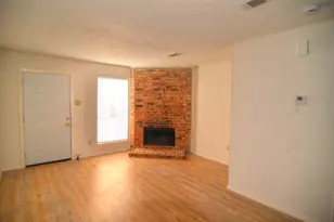 9451 Olde Village Ct, Dallas, TX 75227 - Photo 4