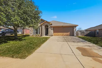 121 Kings Way Drive, Rhome, TX 76078 - Photo 2