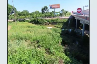 200 S Interstate 35 E, Lancaster, TX 75146 - Photo 10