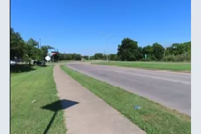 200 S Interstate 35 E, Lancaster, TX 75146 - Photo 8