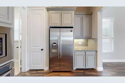 2013 State Street, Aubrey, TX 76227 - Photo 4