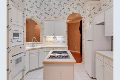 14628 Flanders Court, Addison, TX 75001 - Photo 10