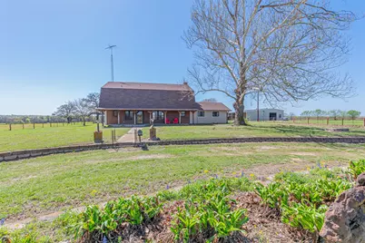 198 Vz County Road 4311, Ben Wheeler, TX 75754 - Photo 2