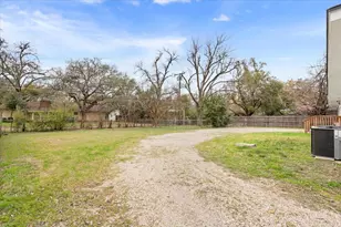 2416 Lake Air Dr, Waco, TX 76710 - Photo 30