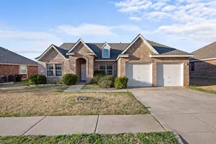 2721 Clubhouse Dr, Denton, TX 76210 - Photo 1