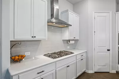 2533 Westbank Trail, Garland, TX 75042 - Photo 10