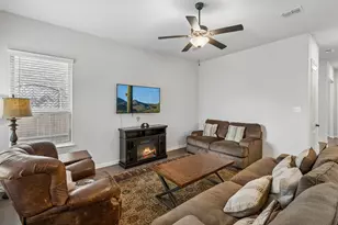 2533 Westbank Trl, Garland, TX 75042 - Photo 14