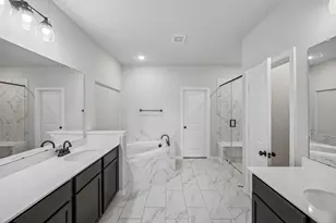 2533 Westbank Trl, Garland, TX 75042 - Photo 20