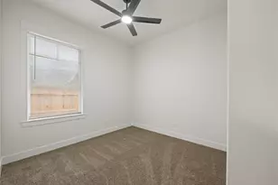 1033 E Bowie St, Fort Worth, TX 76104 - Photo 20