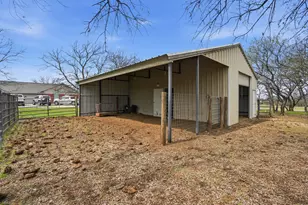 329 Kincannon Ln, Rhome, TX 76078 - Photo 36
