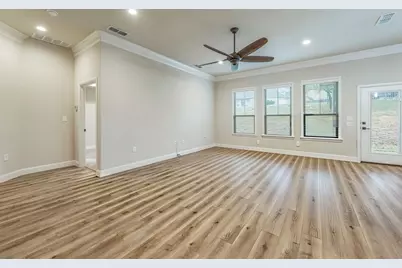 105 Easy Street, Glen Rose, TX 76043 - Photo 8