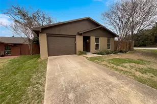 2005 Victoria Rd, Carrollton, TX 75007 - Photo 1