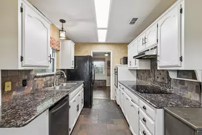 1087 County Road 2395, Alvord, TX 76225 - Photo 8