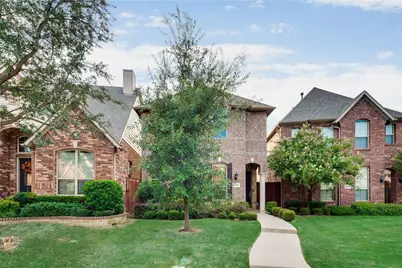 2452 Embleton Drive, Lewisville, TX 75067 - Photo 2