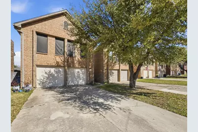 1222 W Hudgins Street, Grapevine, TX 76051 - Photo 2