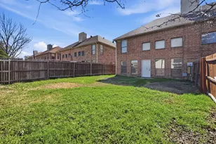 1222 W Hudgins St, Grapevine, TX 76051 - Photo 18