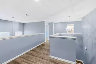 1222 W Hudgins St, Grapevine, TX 76051 - Photo 8