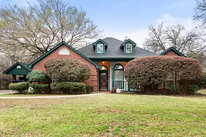 303/305 Cecile Court, Arlington, TX 76013 - Photo 1