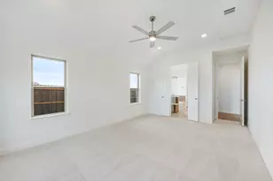 249 Fireberry Dr, Glenn Heights, TX 75154 - Photo 22