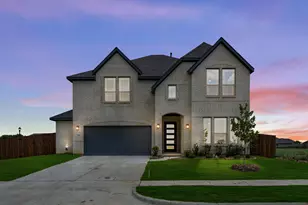 249 Fireberry Dr, Glenn Heights, TX 75154 - Photo 2