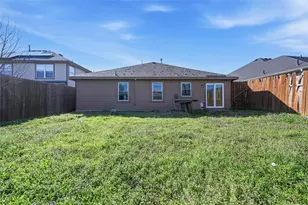 7411 Marsland Ln, Arlington, TX 76001 - Photo 28