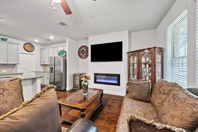 329 Baker Drive, Plano, TX 75074 - Photo 6