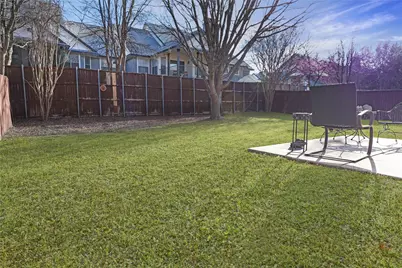 3913 Hawkins Drive, McKinney, TX 75072 - Photo 6