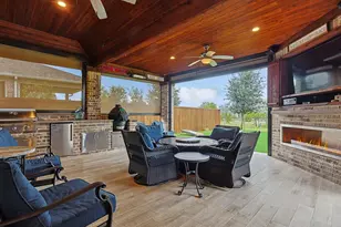 1601 Twistleaf Rd, Flower Mound, TX 76226 - Photo 2