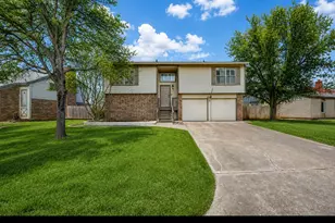 5324 Peterson Ct, Flower Mound, TX 75028 - Photo 2
