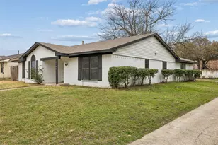 1705 Bobbie Ln, Garland, TX 75042 - Photo 2