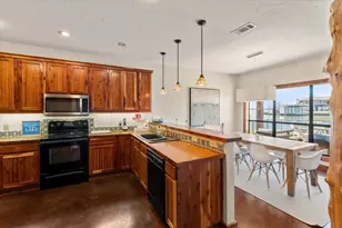 210 Hide A Way Dr, Mabank, TX 75156 - Photo 14