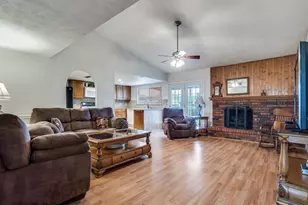 3513 Clover Meadow Dr, Garland, TX 75043 - Photo 14