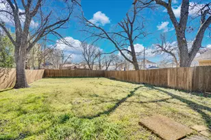 608 Highland Ave, Waxahachie, TX 75165 - Photo 16